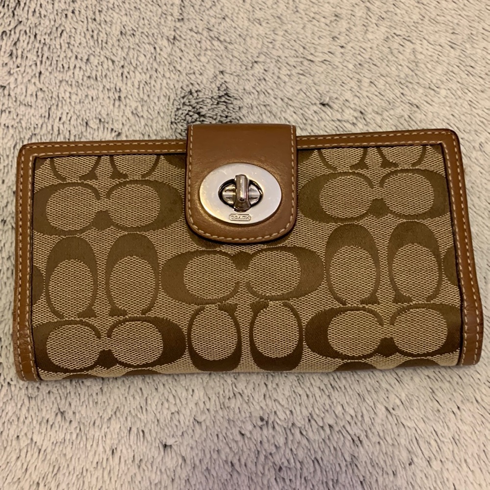 Coach wallet